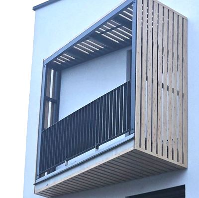 B. DŮM OSTRAVA alubky č. 1 dekor Borovice 737