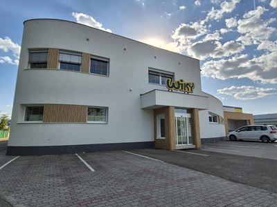 sídlo firmy Kyjov - hranol H55 borovice 737